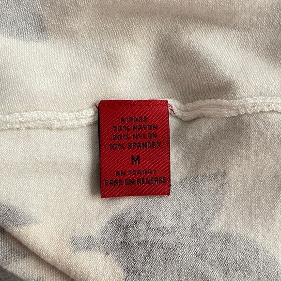 Yellow Floral Black White Pattern Fit & Flare Bell Sleeve Womans Knit Sweater‎ - Picture 5 of 9